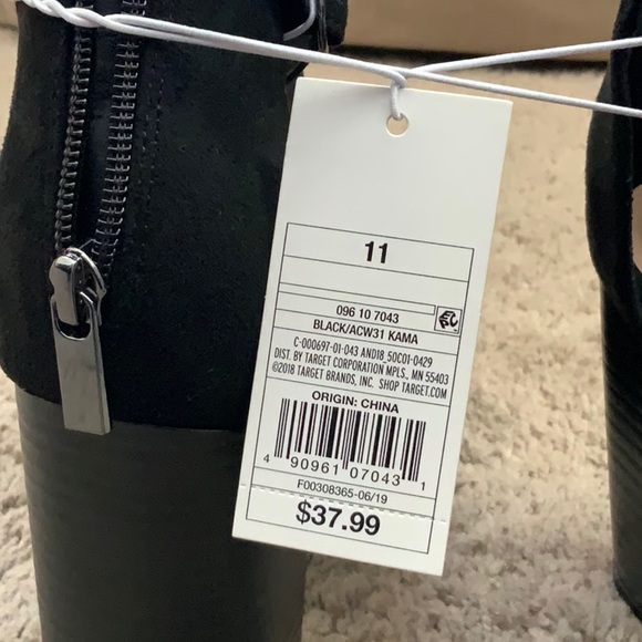 Black cut out heels booties - Picture 6 of 6